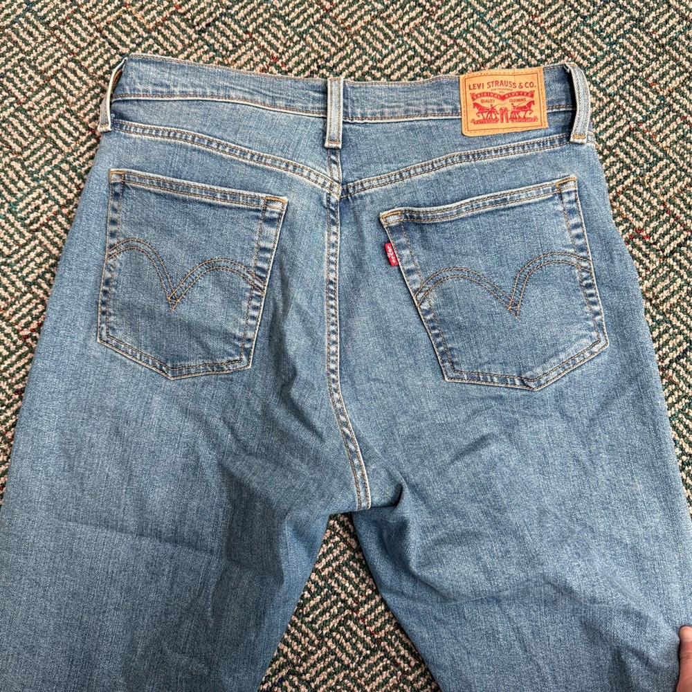 Levi’s Wedgie Straight - Picture 7 of 7